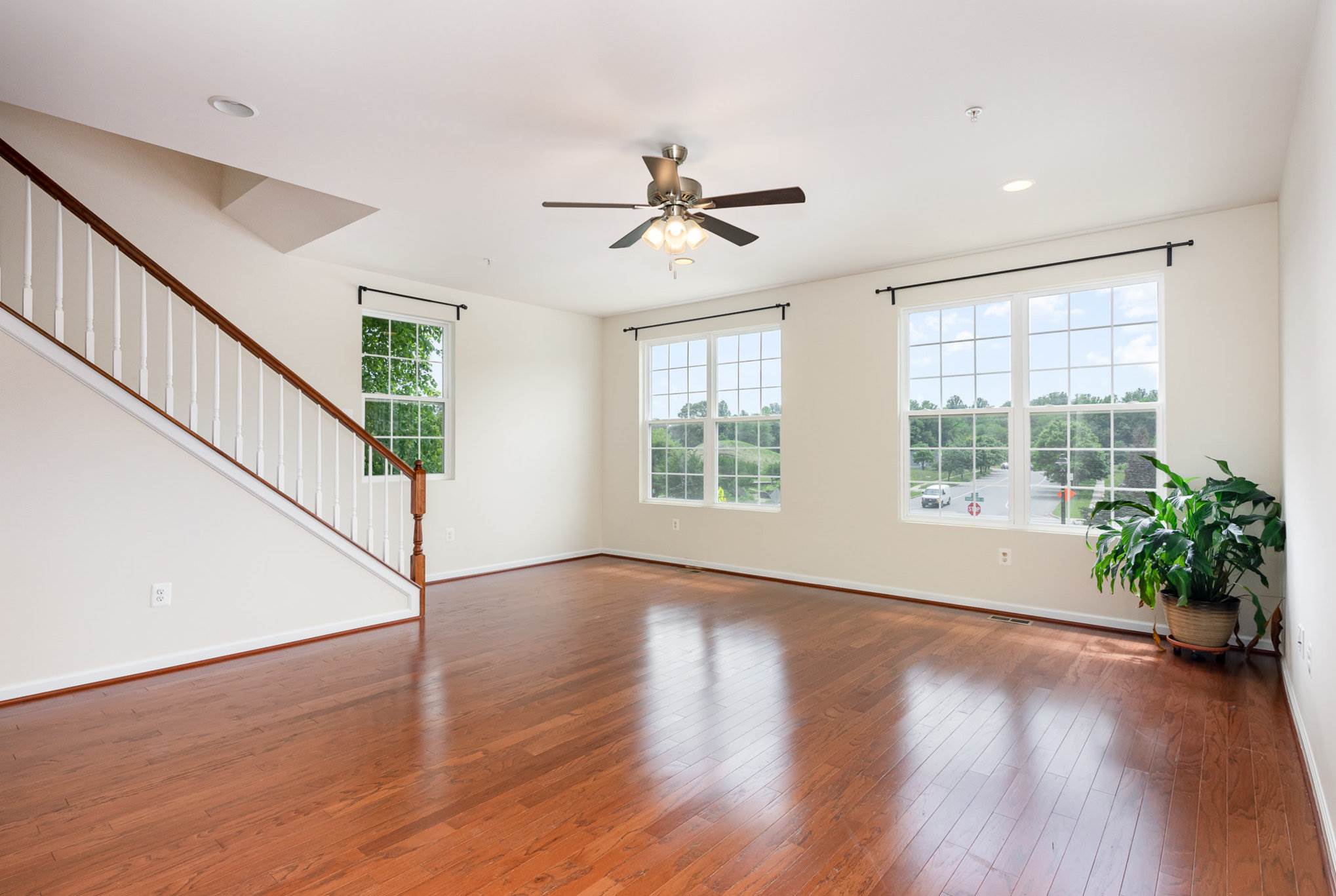 1020 Pultney Ln, Glen Burnie, MD 21060