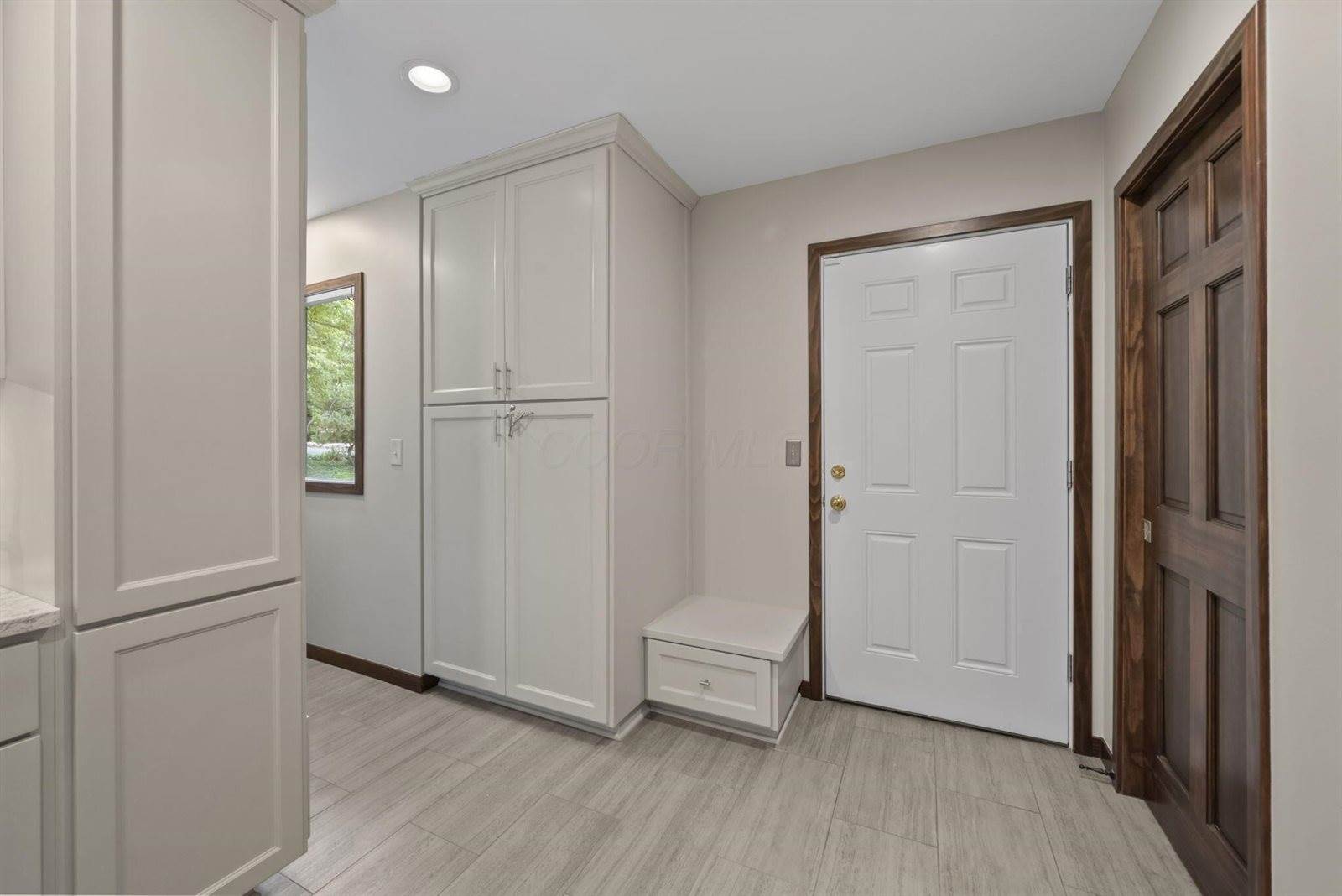 6527 Quarry Lane, Dublin, OH 43017