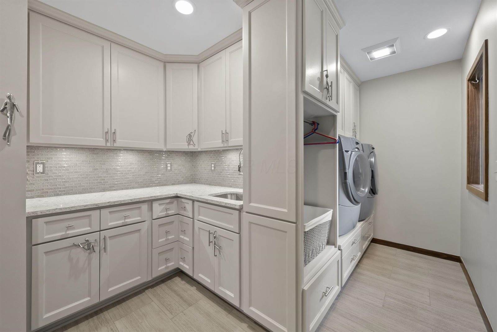 6527 Quarry Lane, Dublin, OH 43017