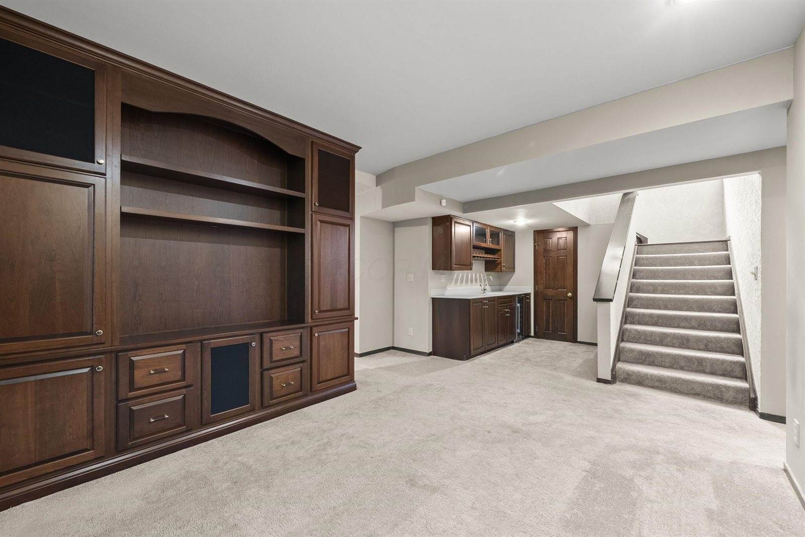 6527 Quarry Lane, Dublin, OH 43017