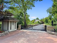 6527 Quarry Lane, Dublin, OH 43017