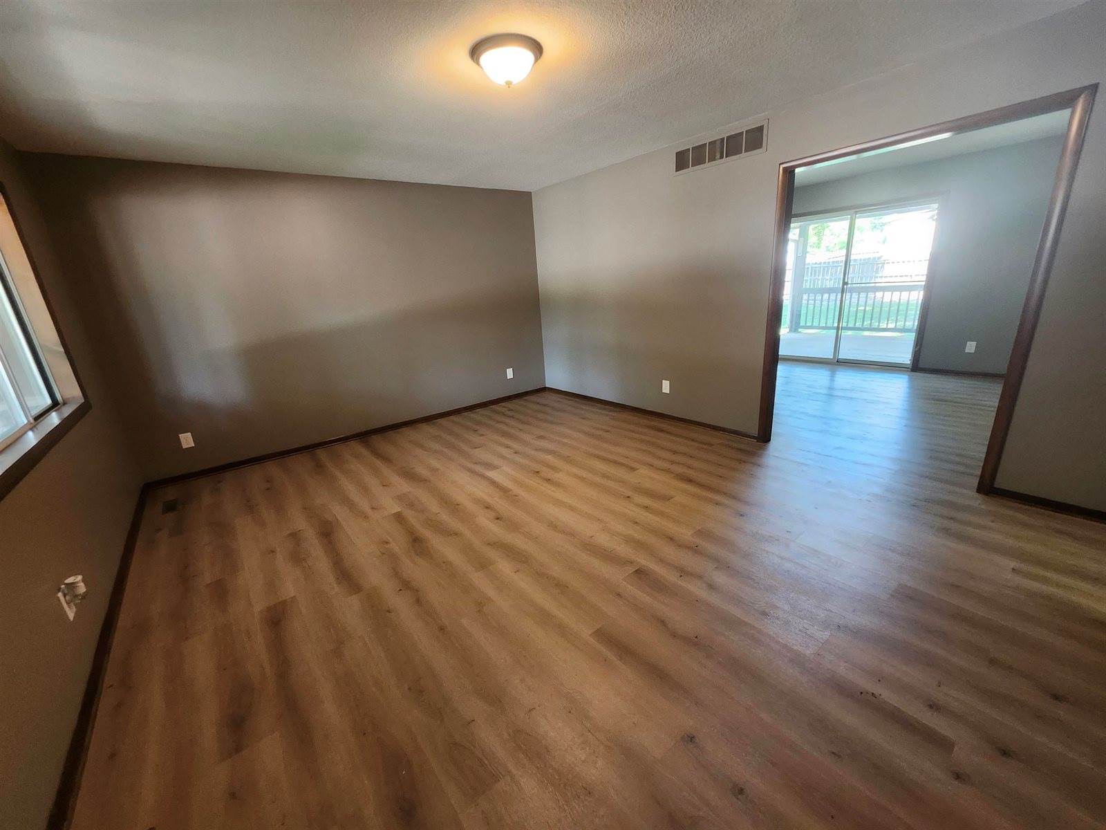 1532 North Rockwood Blvd, Mulvane, KS 67110