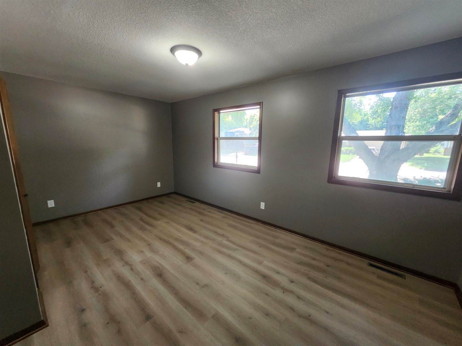 1532 North Rockwood Blvd, Mulvane, KS 67110