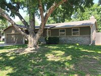 1532 North Rockwood Blvd, Mulvane, KS 67110