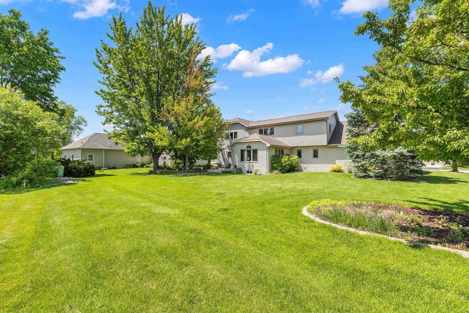 N7844 Lake Shore Lane, Sherwood, WI 54169