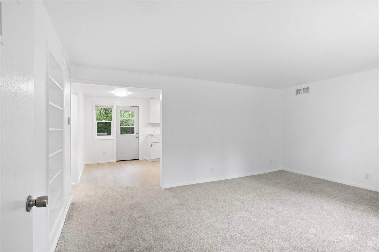 2730 Airport Avenue, Wisconsin Rapids, WI 54494