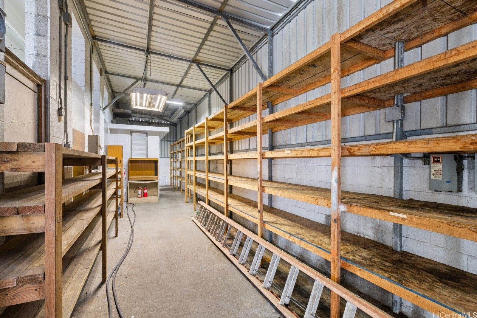 2209 Young Street, Honolulu, HI 96826