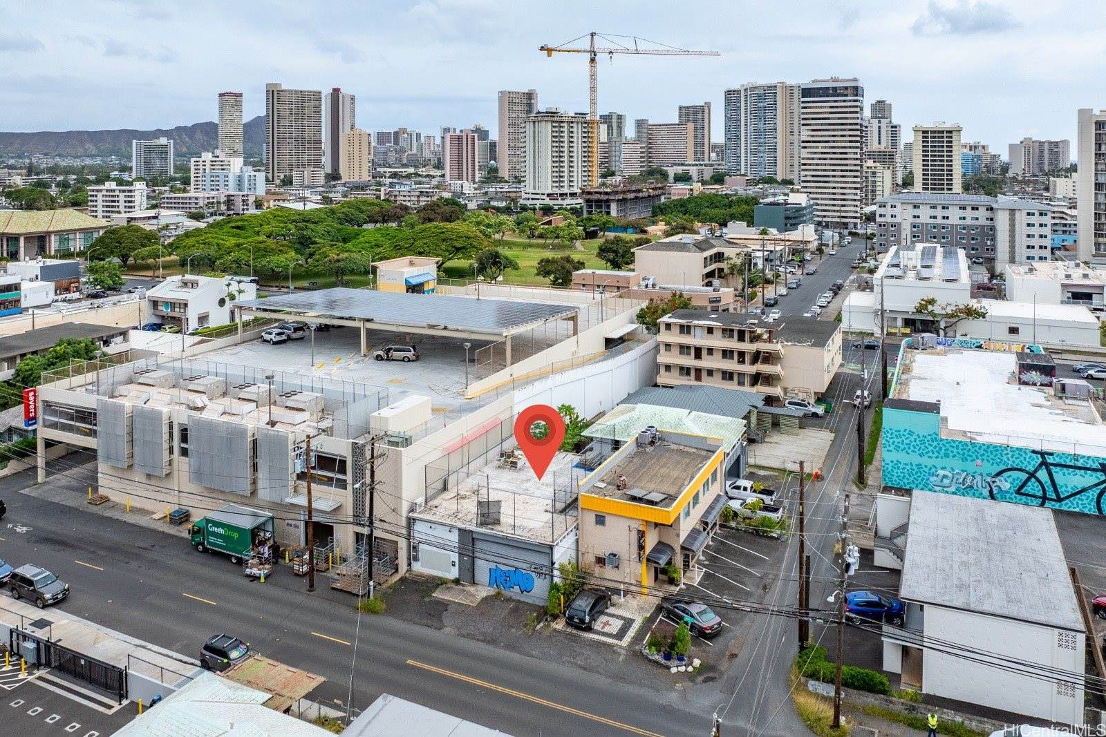 2209 Young Street, Honolulu, HI 96826