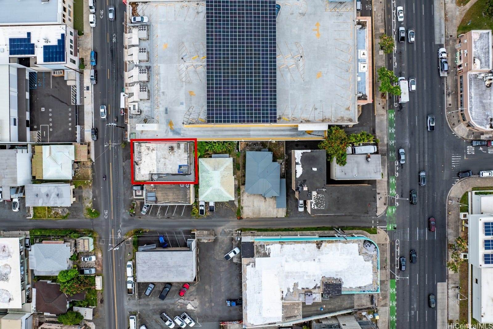 2209 Young Street, Honolulu, HI 96826