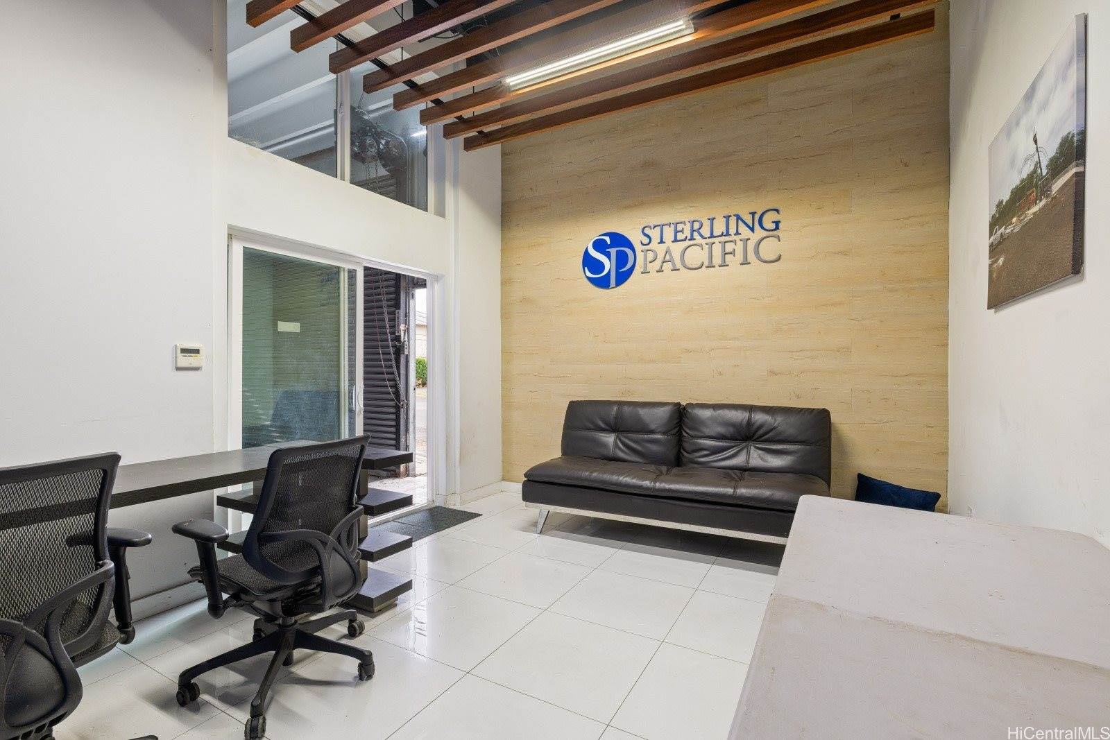 2209 Young Street, Honolulu, HI 96826