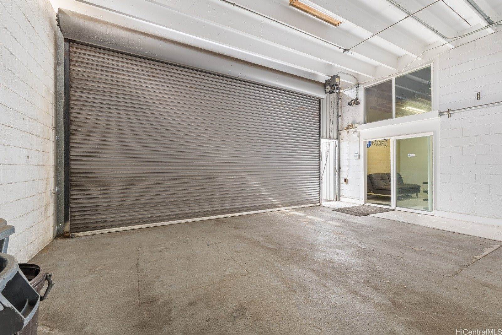 2209 Young Street, Honolulu, HI 96826