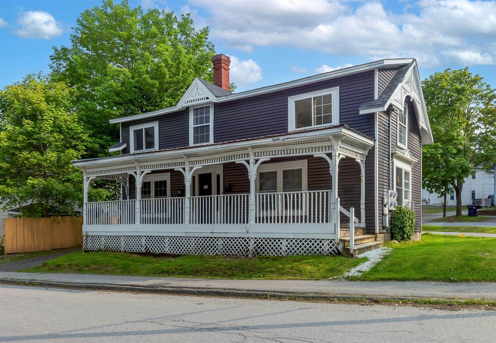 176 Court Street, Bangor, ME 04401