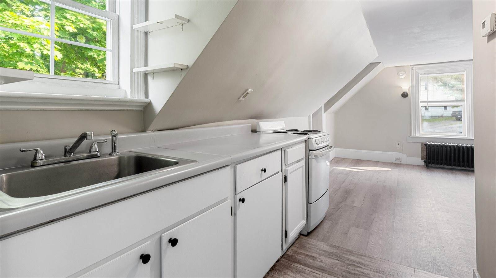 176 Court Street, Bangor, ME 04401