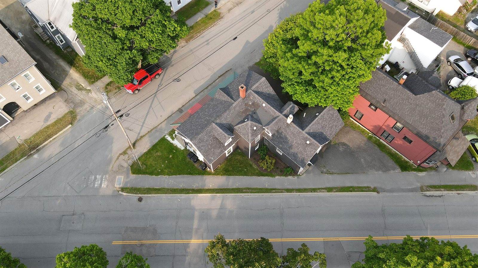 176 Court Street, Bangor, ME 04401