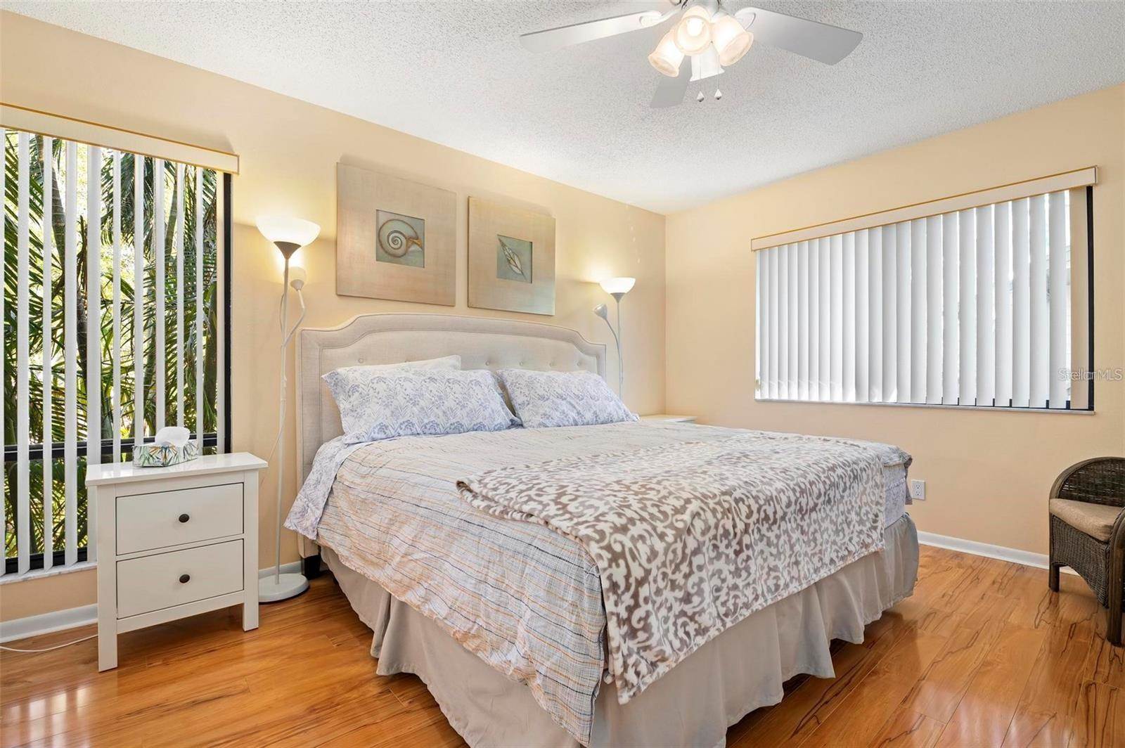 1707 Pelican Cove Road, Sarasota, FL 34231