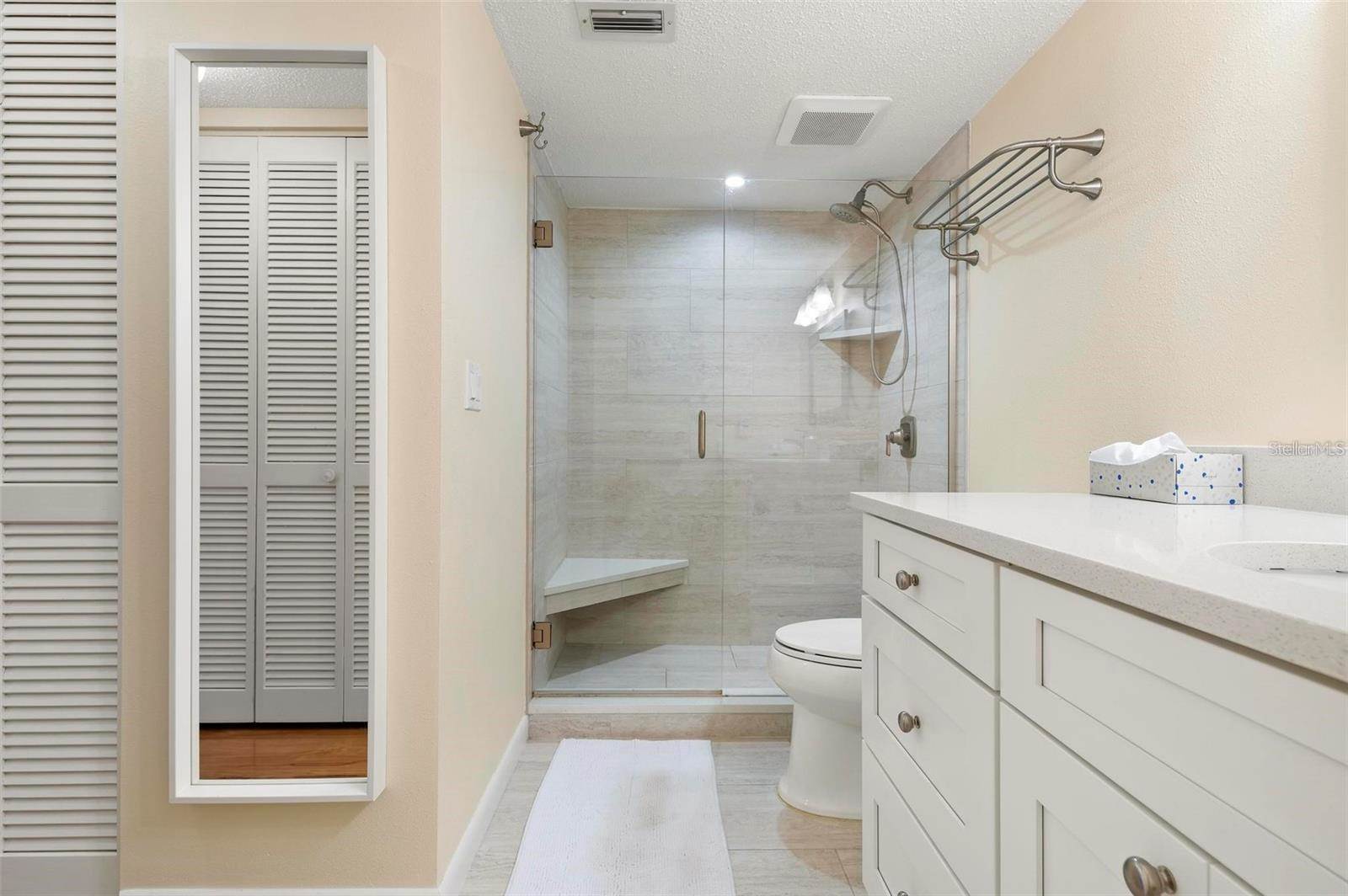 1707 Pelican Cove Road, Sarasota, FL 34231