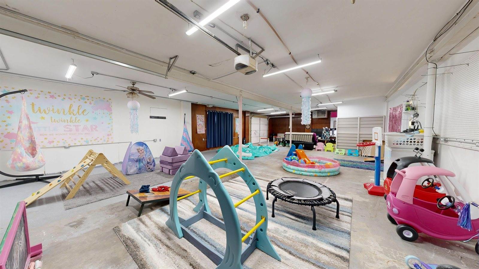 1552 Loomis St, La Crosse, WI 54603