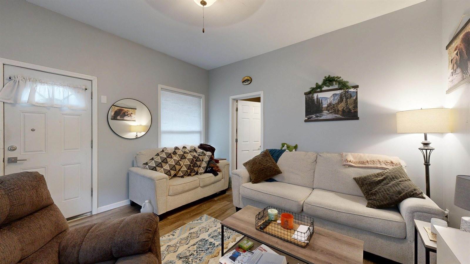 1552 Loomis St, La Crosse, WI 54603