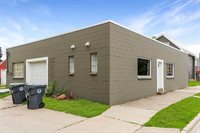 1552 Loomis St, La Crosse, WI 54603