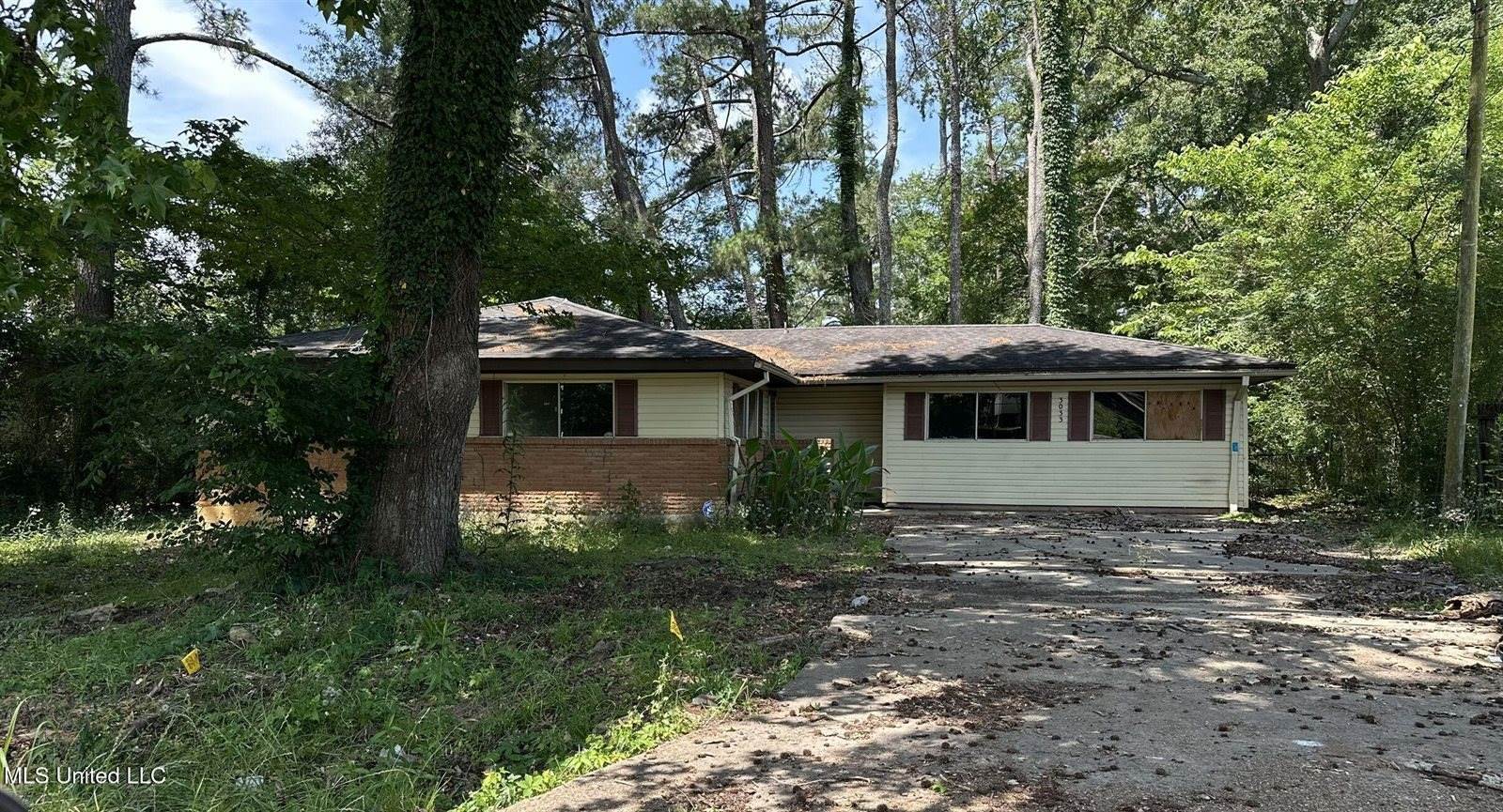 3033 Grey Boulevard, Jackson, MS 39212