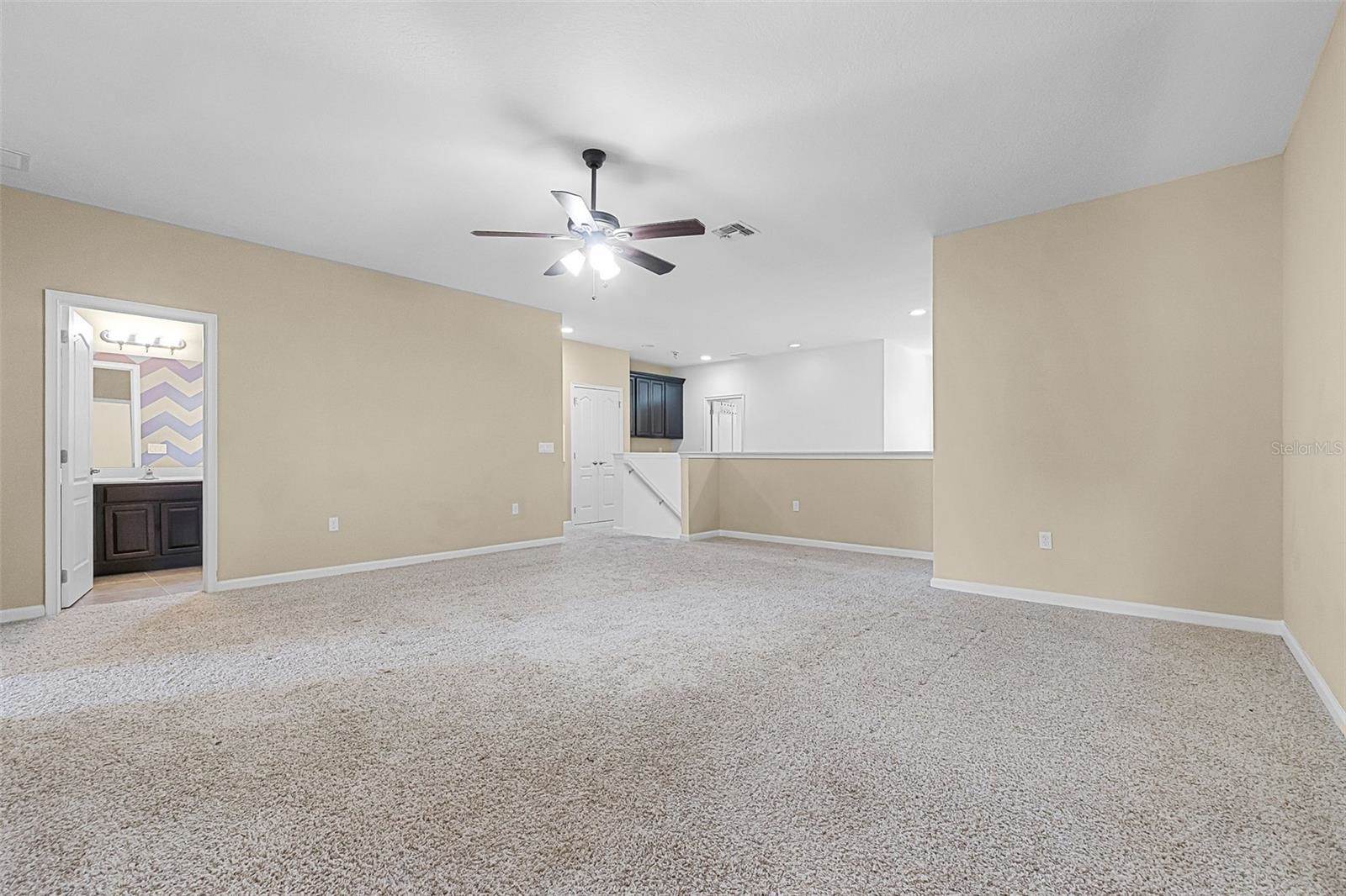 3221 Dark Sky Drive, Harmony, FL 34773