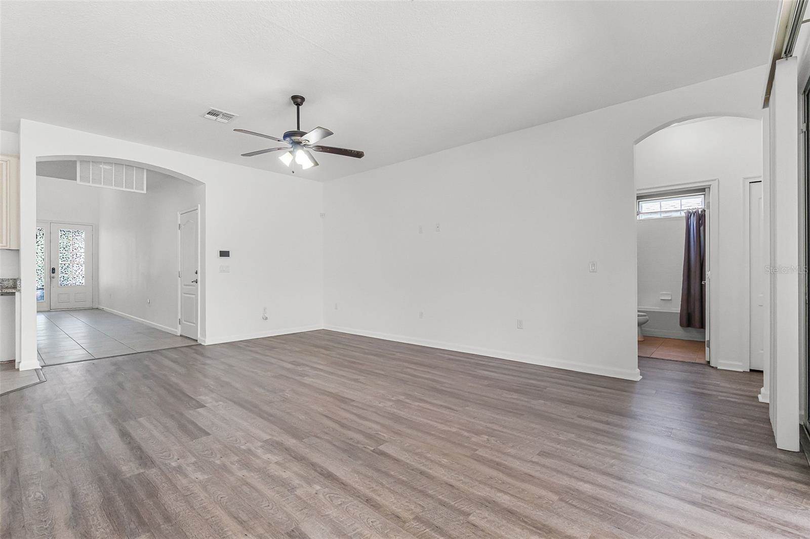 3221 Dark Sky Drive, Harmony, FL 34773