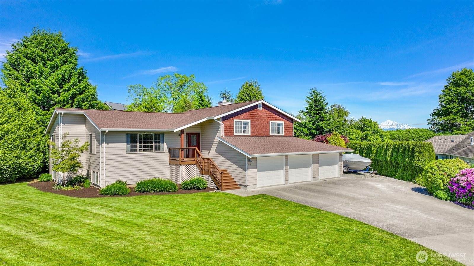 2548 Crescent Street, Ferndale, WA 98248