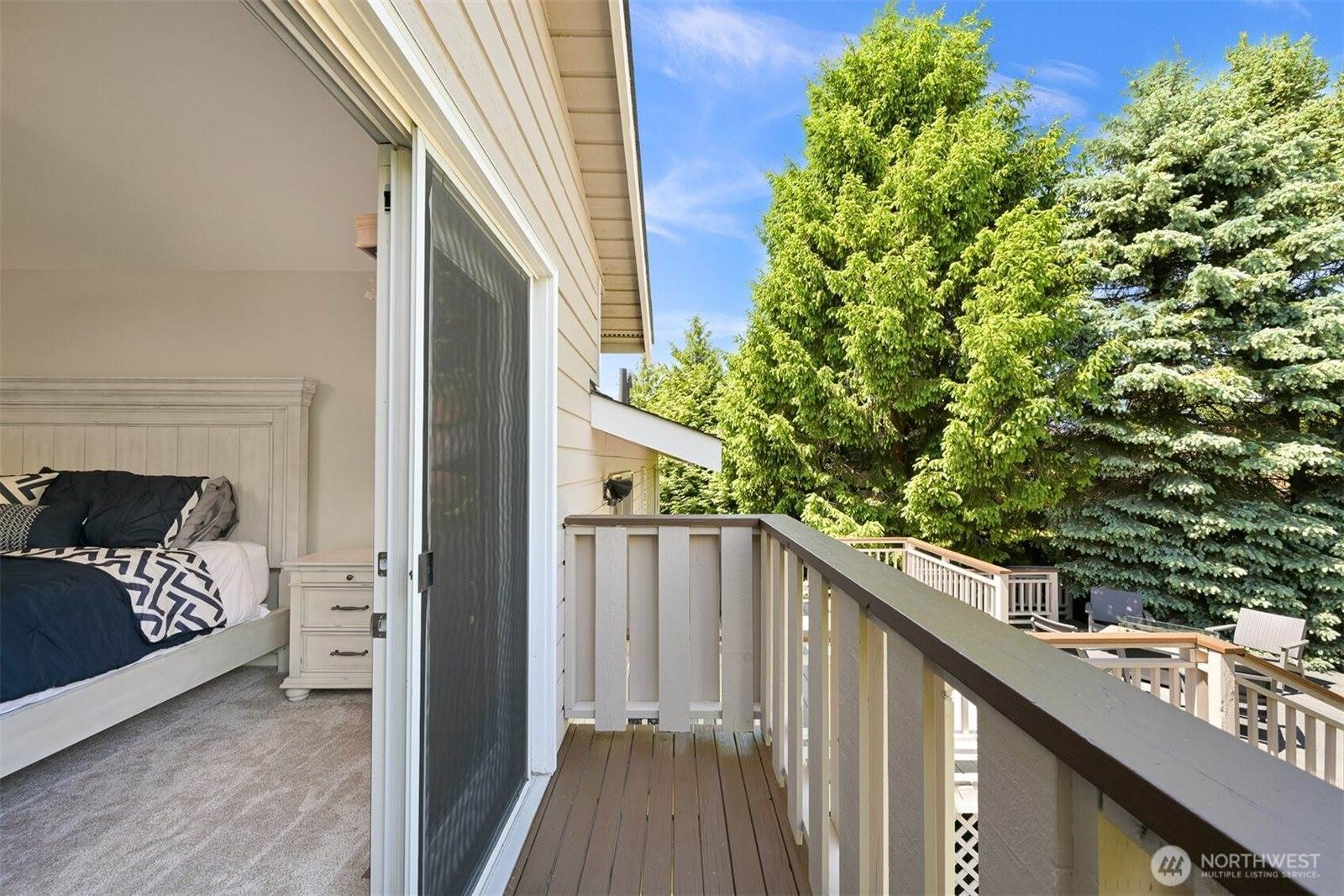 2548 Crescent Street, Ferndale, WA 98248