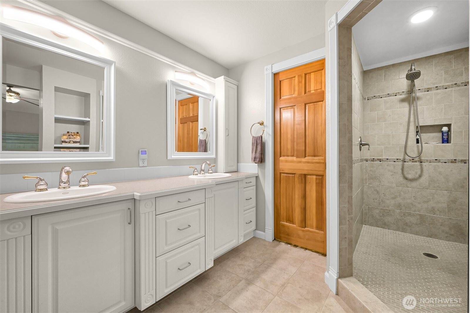 2548 Crescent Street, Ferndale, WA 98248