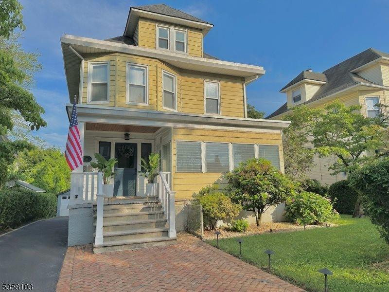 35 Cloverhill Pl, Montclair Township, NJ 07042