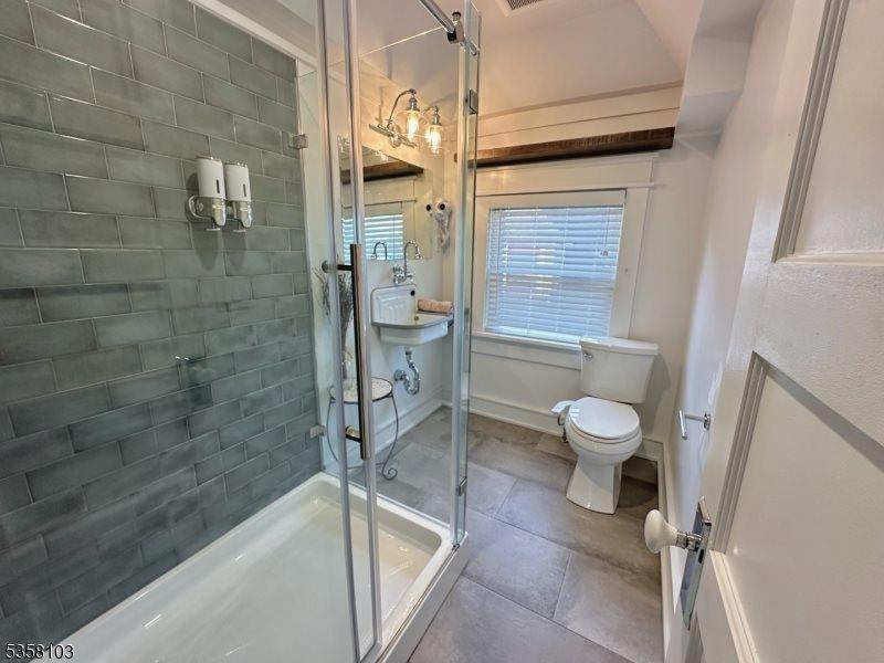 35 Cloverhill Pl, Montclair Township, NJ 07042