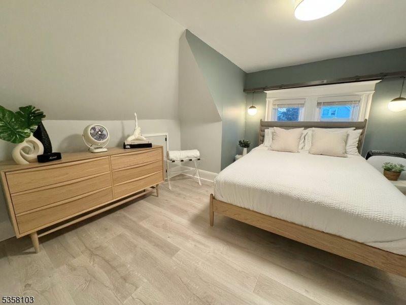 35 Cloverhill Pl, Montclair Township, NJ 07042