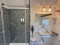 35 Cloverhill Pl, Montclair Township, NJ 07042