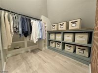 35 Cloverhill Pl, Montclair Township, NJ 07042