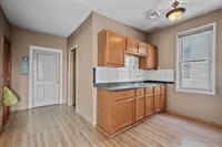 2380 South 16th St, Milwaukee, WI 53215