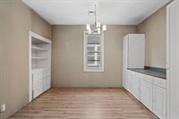 2380 South 16th St, Milwaukee, WI 53215