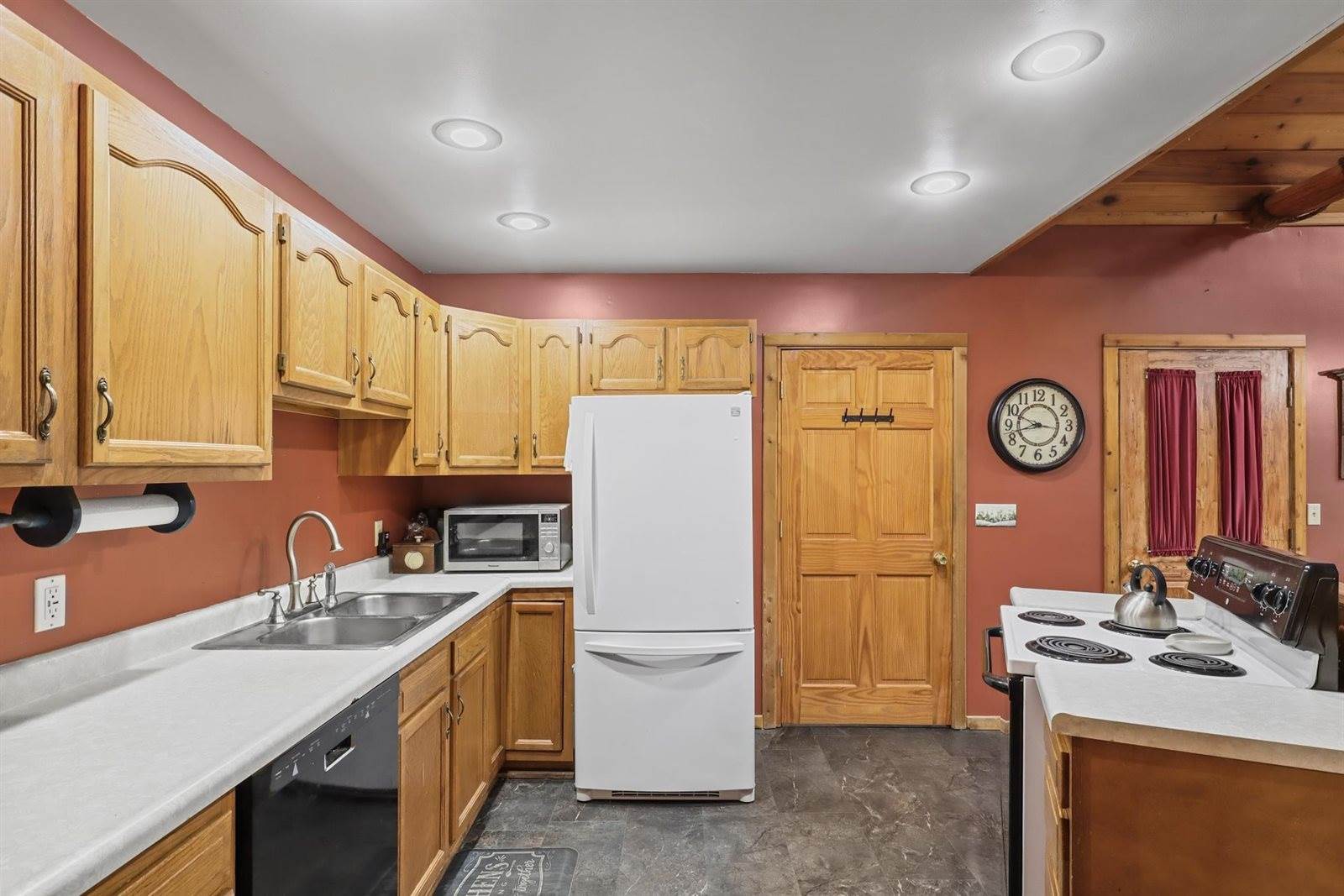 3011 Tanglewood Trail, Wisconsin Rapids, WI 54494