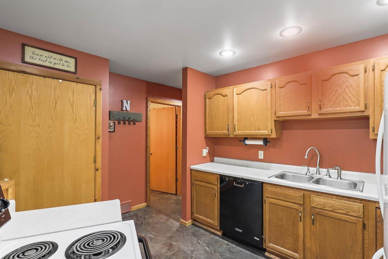 3011 Tanglewood Trail, Wisconsin Rapids, WI 54494