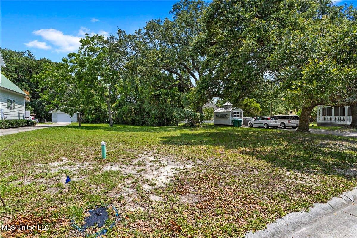 631 Mcintosh Street, Gulfport, MS 39507