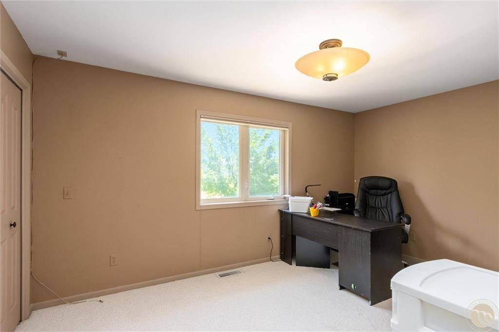 2034 Briarwood Boulevard, Billings, MT 59101