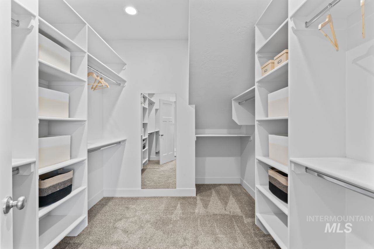 12462 South Sunrise Mist Loop, Nampa, ID 83686