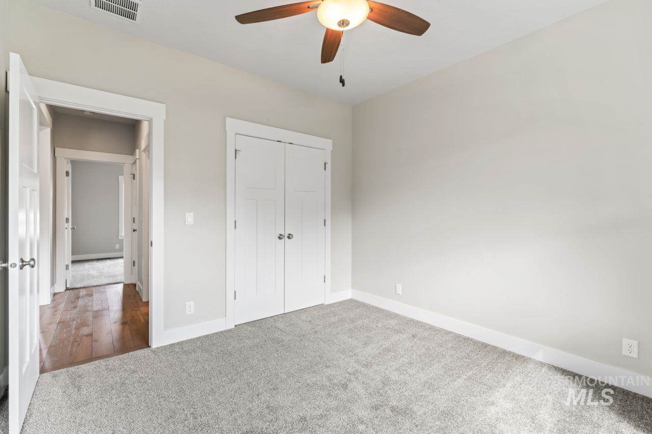 12462 South Sunrise Mist Loop, Nampa, ID 83686