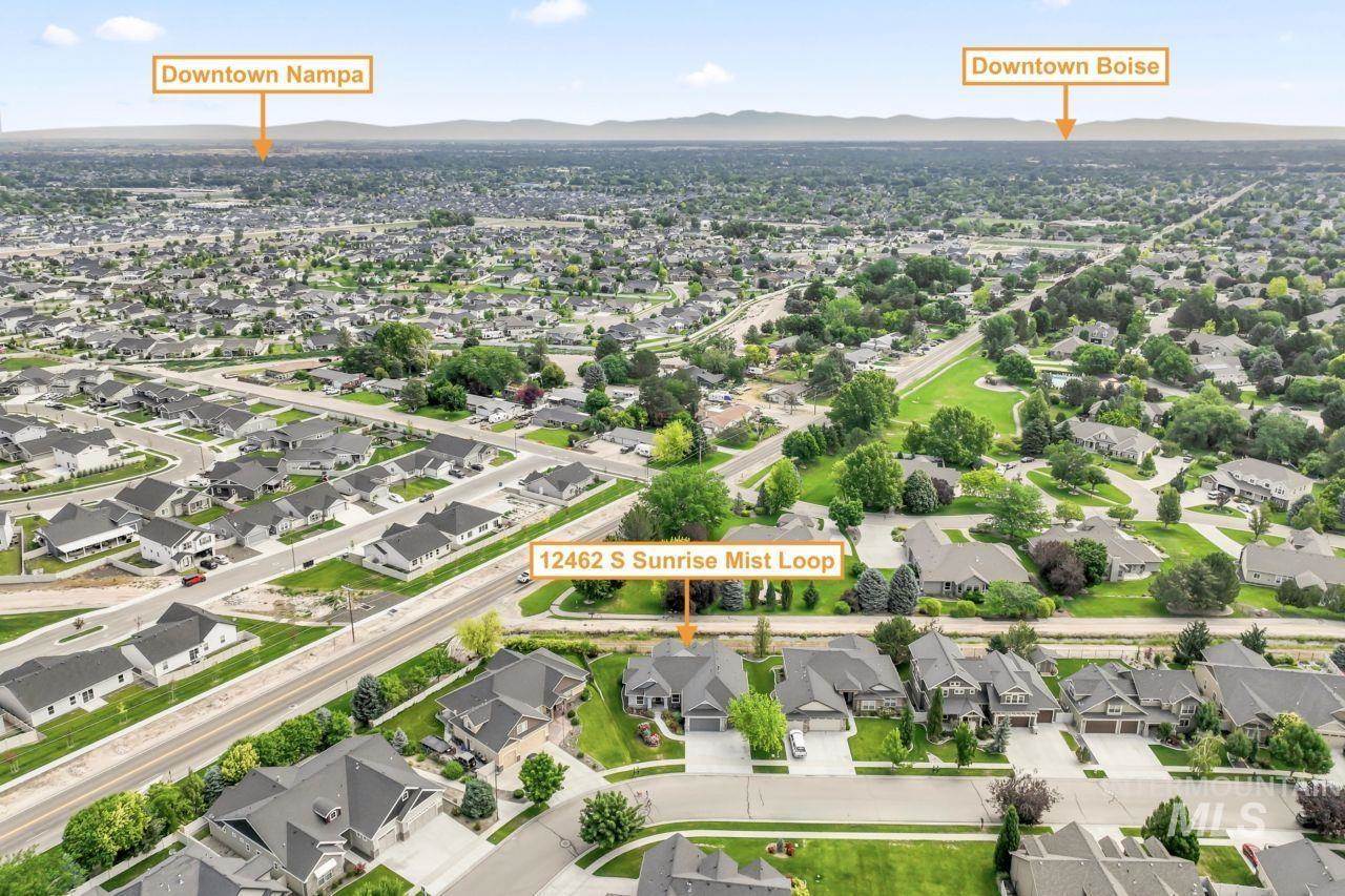 12462 South Sunrise Mist Loop, Nampa, ID 83686