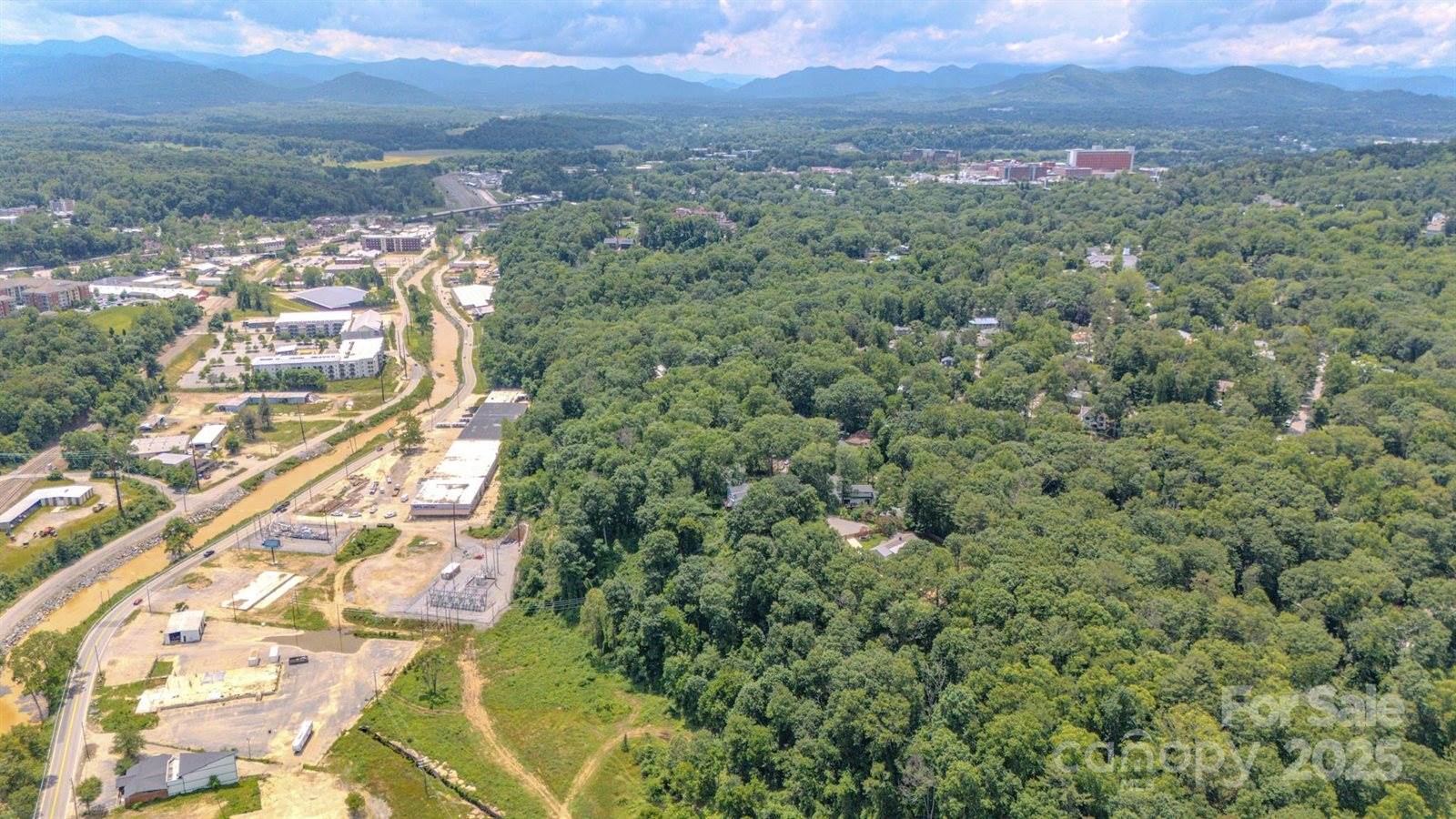 99999 Westchester Drive, Asheville, NC 28803