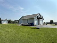 1500 Delmore Drive, Merrill, WI 54452