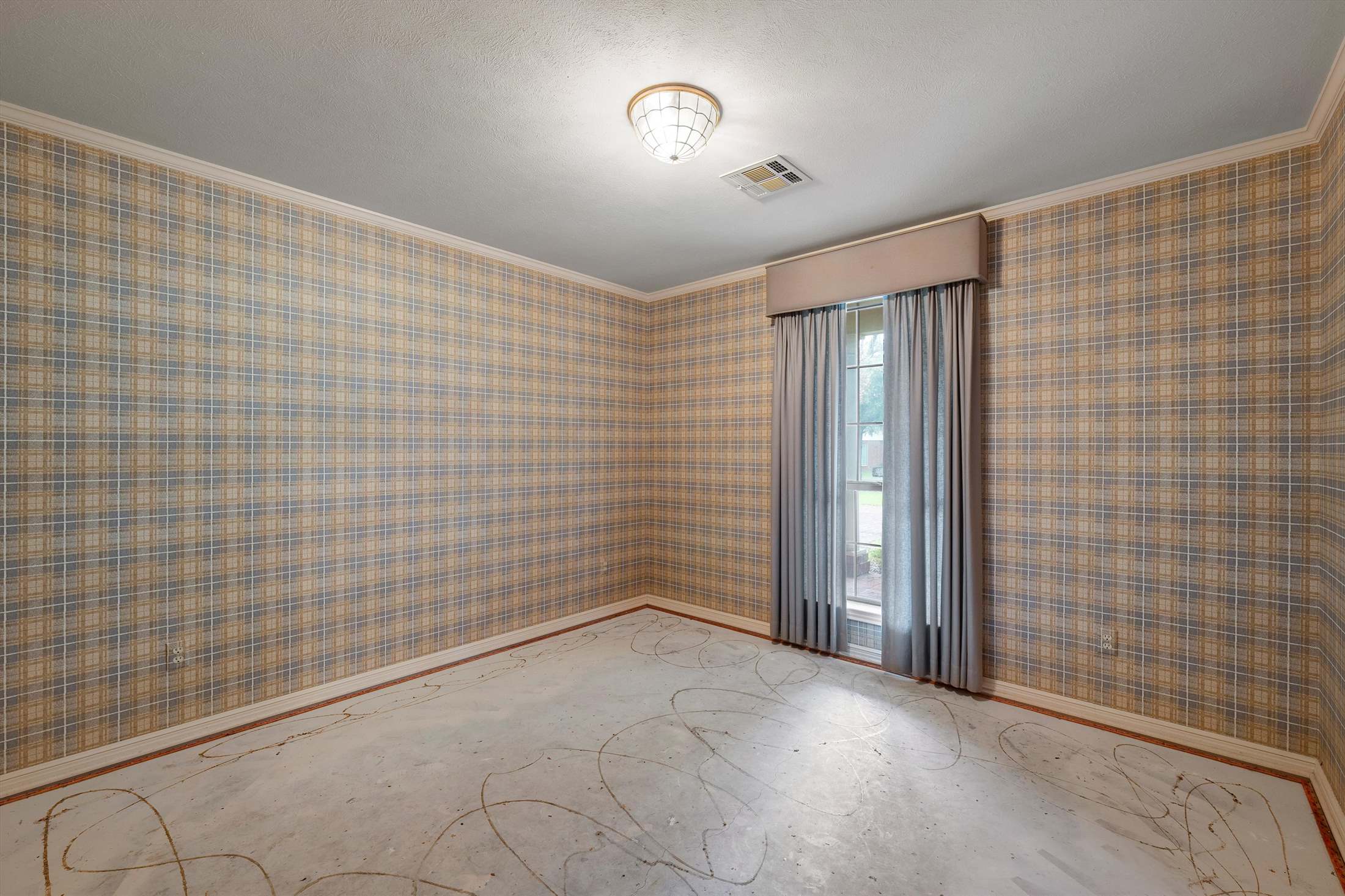 333 Bluebonnet Circle, McGregor, TX 76657