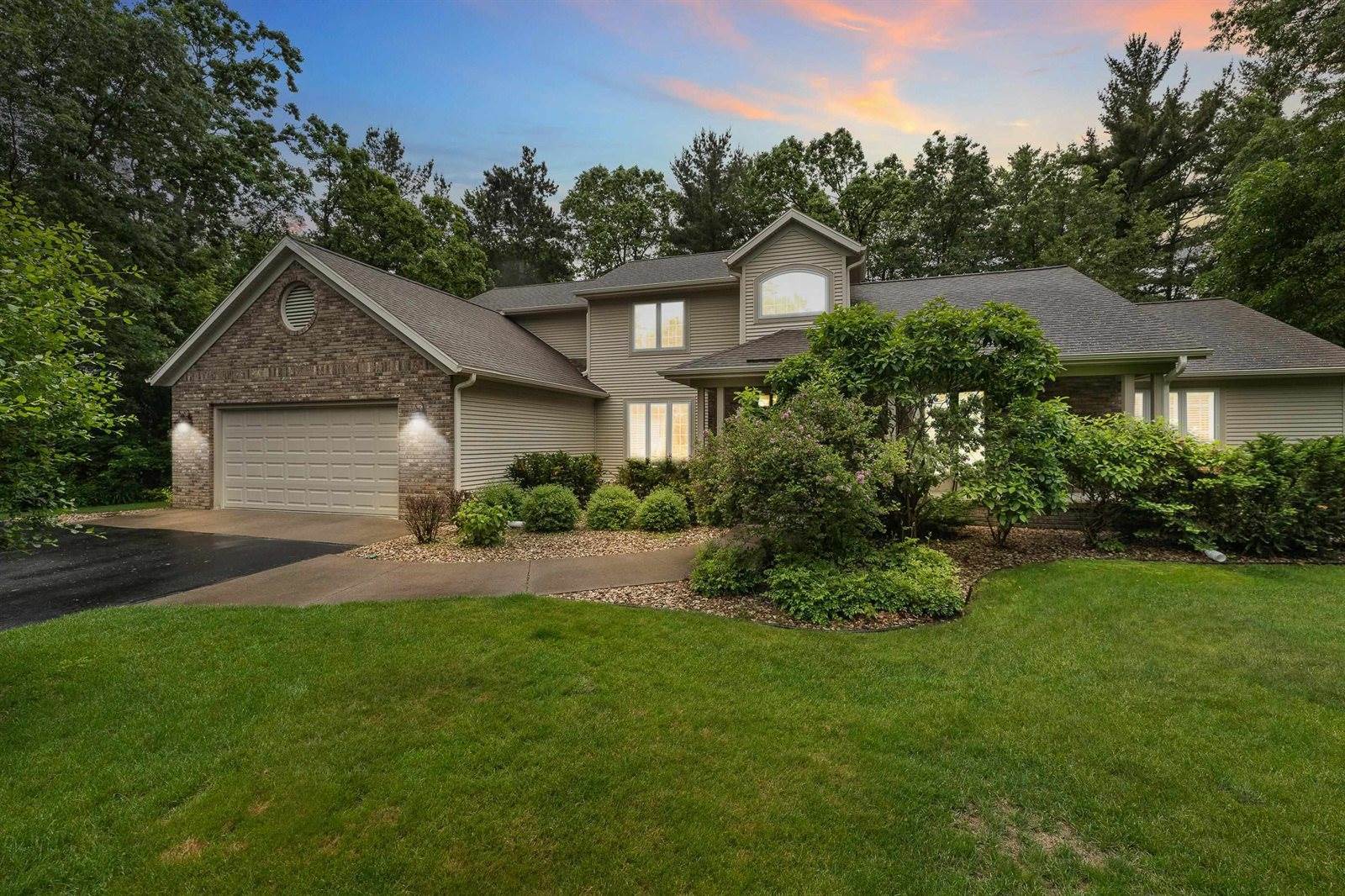 2621 Russet Drive, Plover, WI 54467