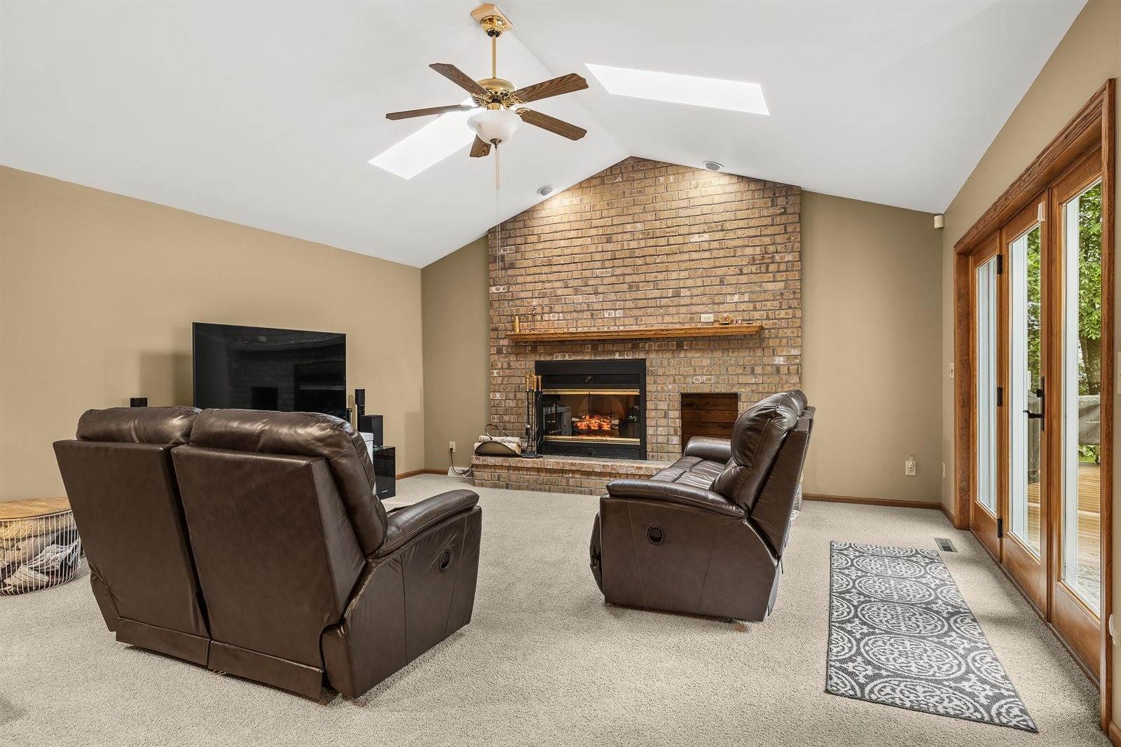 2621 Russet Drive, Plover, WI 54467