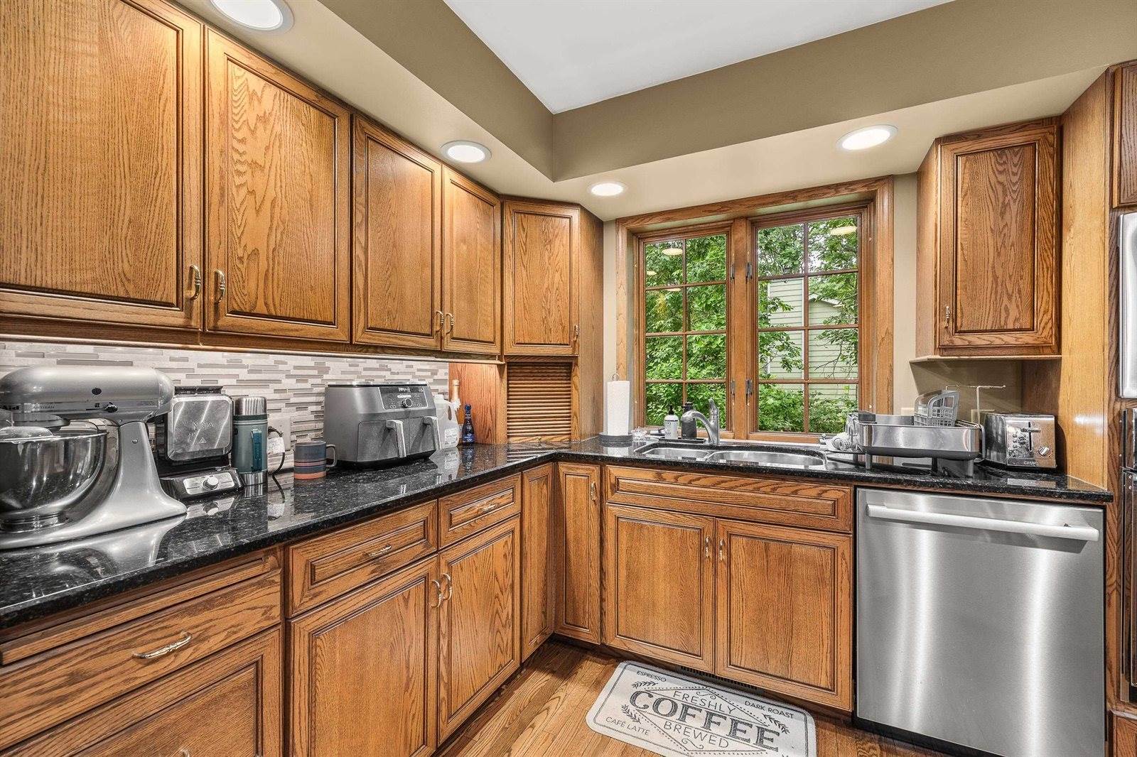 2621 Russet Drive, Plover, WI 54467