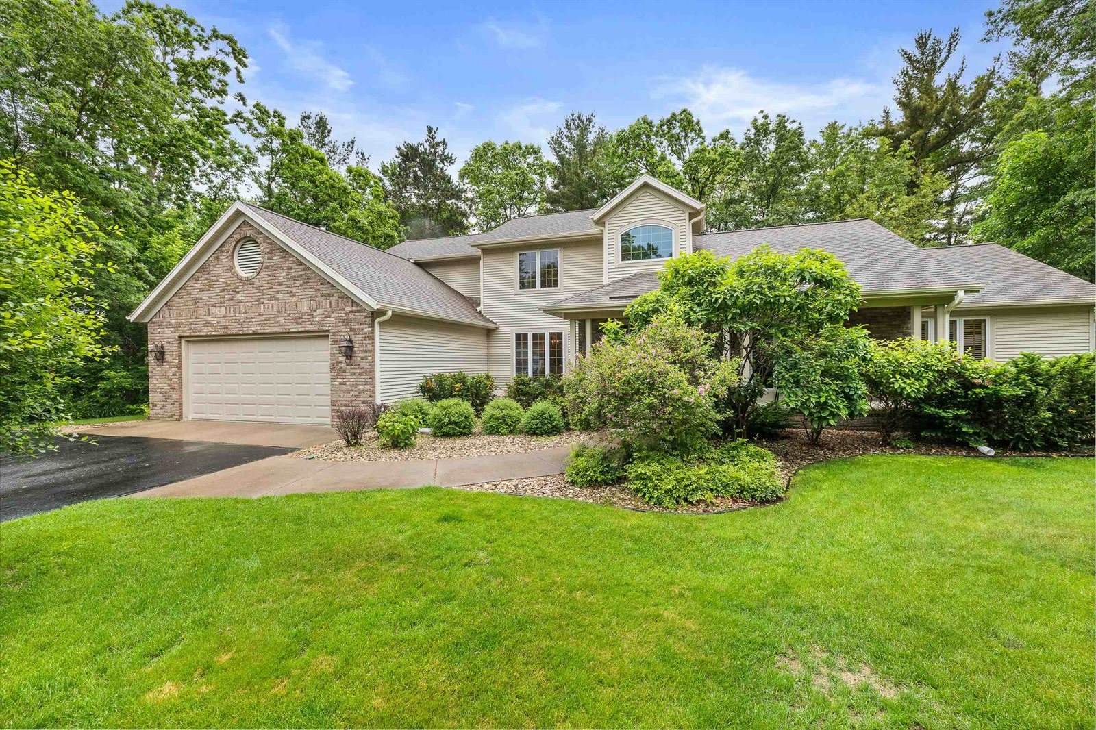 2621 Russet Drive, Plover, WI 54467